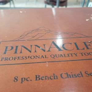 Pinnacle chisel set